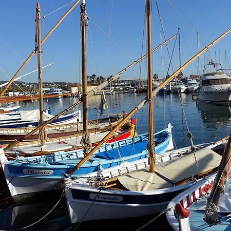 De Charme Avec Piscine Et Belle Vue Lägenhet Bandol