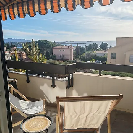 De Charme Avec Piscine Et Belle Vue בנדול